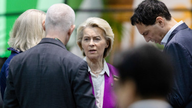 Olyan összeget kér az EU Nagy-Britanniától, hogy a brit miniszterelnök sürgős találkozót akart