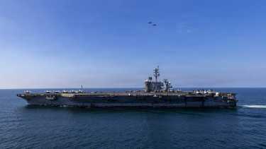 IRGC: támadás indult a USS Abraham Lincoln repülőgép-hordozó ellen, Amerika kényszerhelyzetbe került