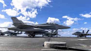 Itt a rezsim legújabb célpontja: lehetetlen helyzetbe hoznák Amerika ékkövét, a USS Gerald R. Ford repülőgép-hordozót