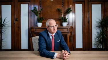Barabás Gyula: kész a kormány középtávú programja, készülünk az ERM II-re