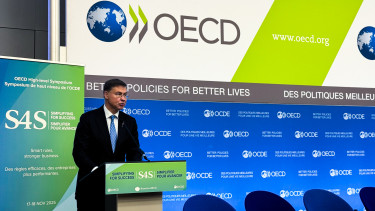 Brüsszel talált egy 37,5 milliárd eurós fekete lyukat, most az EU jól betömi a léket