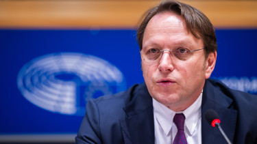 Újabb fordulatot vett a brüsszeli magyar kémbotrány