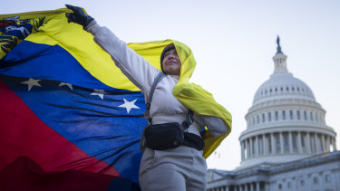 Elképesztő gesztus: Donald Trump zárt ajtók mögött vette át a díjat, amire hosszú ideje fájt a foga