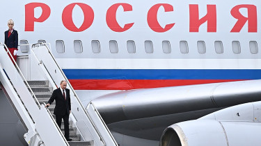 Diplomáciai bomba: egy ország kész segíteni Putyin magyarországi útjában, hiába az elfogatóparancs