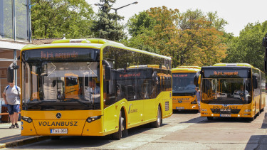 Fordulat a Volánbusz-ügyben: Jellinek elhagyhatja a börtönt, Szivek letartóztatását meghosszabbították