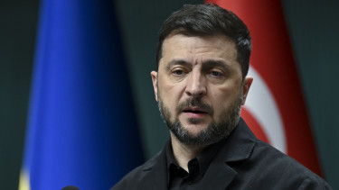 Béketerv: pörögnek az események, Zelenszkij a háborút lezáró diplomáciai lehetőségekről egyeztetett