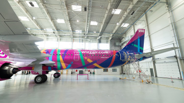 Közel 200 millió eurós veszteséget hozott össze a Wizz Air, az iráni háború alaposan megtépázta a számokat