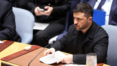 Üzent Magyarországnak Zelenszkij: megfelelő választ fogunk adni a „nagyon szokatlan eseményekre”