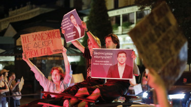 Teljes hátraarcot csinált Zelenszkij: alig pár napot élt meg az ukrán elnök mesterterve