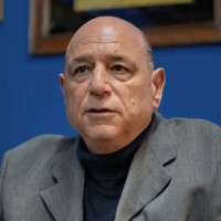 Arie Yom-Tov